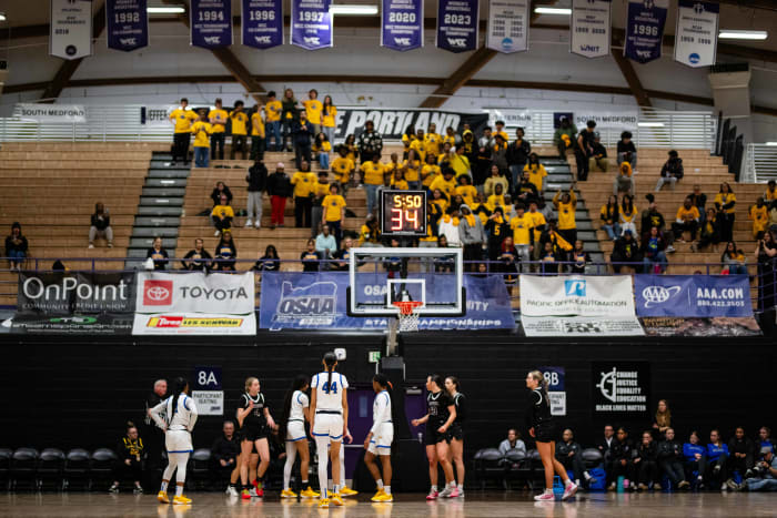 Jefferson Willamette 6A Oregon girls basketball quarterfinal 2024 Naji Saker-56